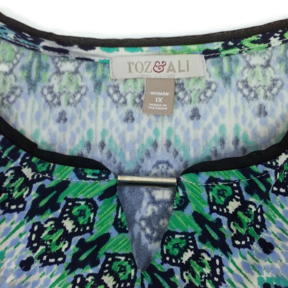 Roz & Ali Blue Multicolor Print Split Neck 3/4 Sleeve Knit Top Blouse Womens 1X - Picture 6 of 10